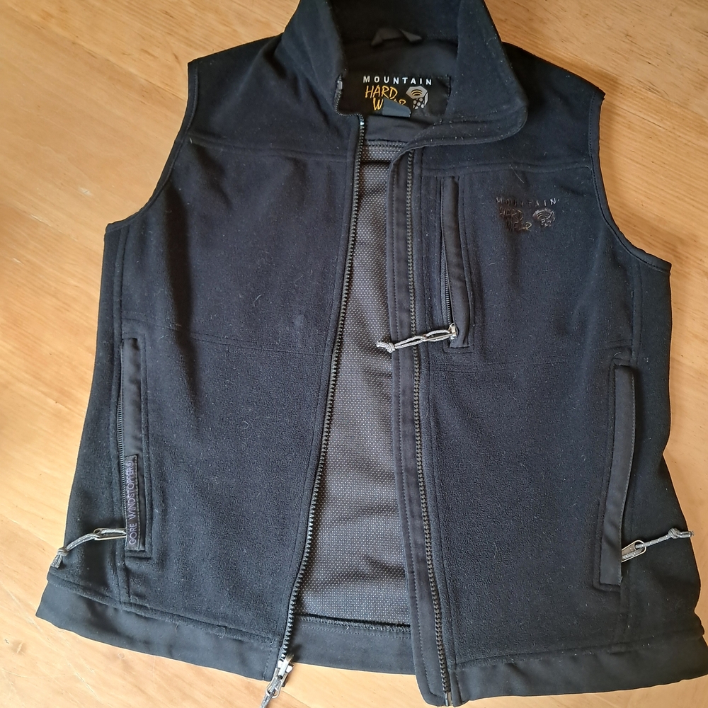 Mountain Hardwear Windproof Black Womens Fleece Vest S
